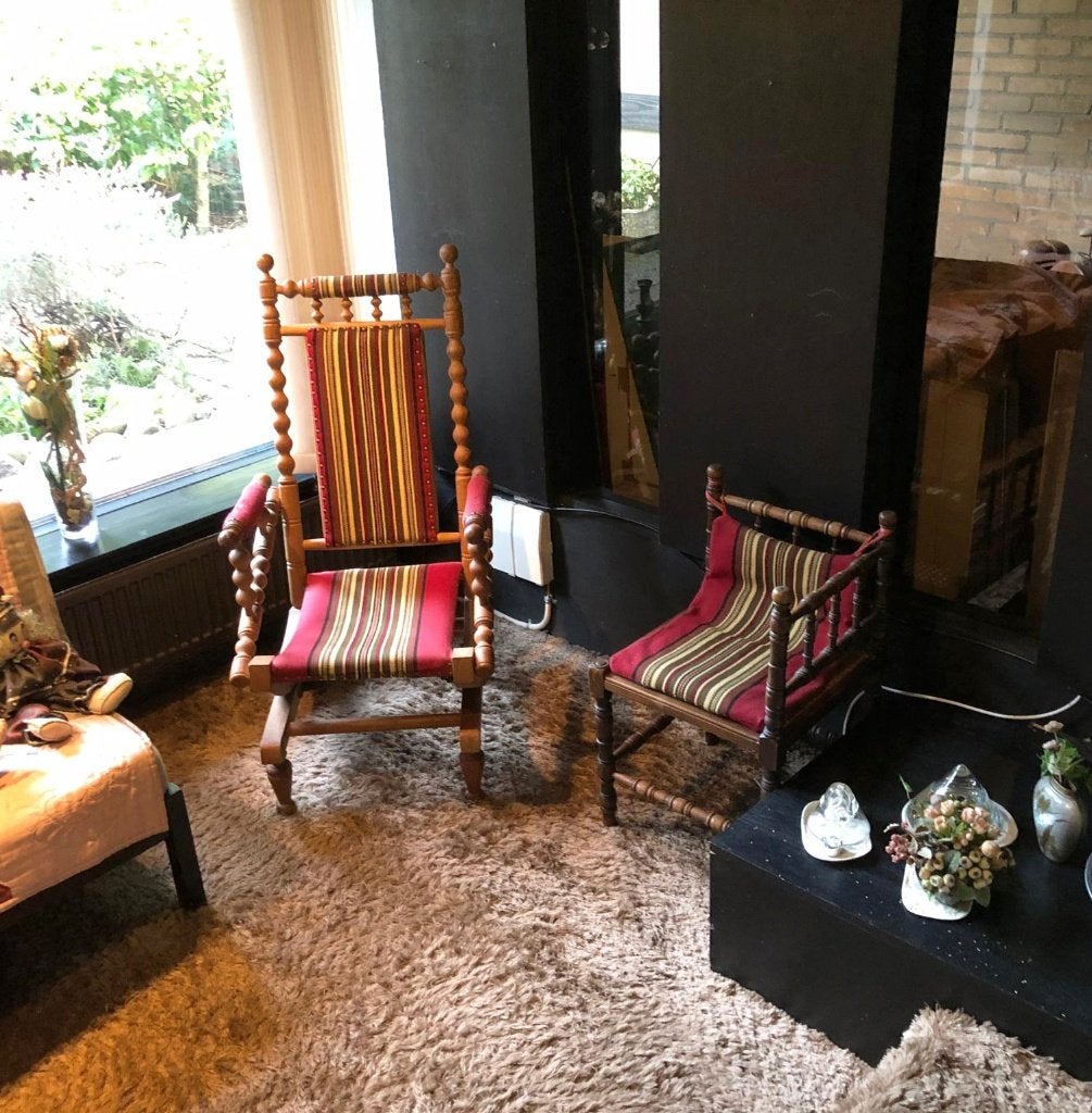 bijzondere schommelstoel, Huis en Inrichting, Stoelen, Ophalen, Zo goed als nieuw, Stof, Eén