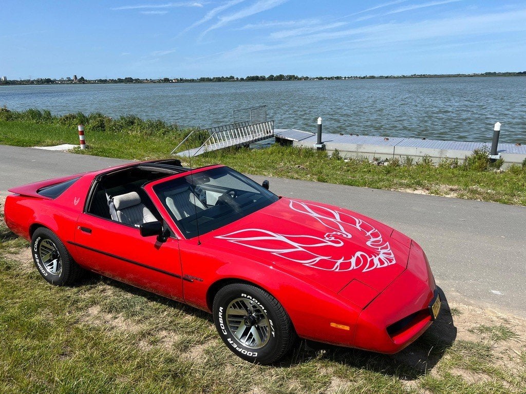 Pontiac Firebird 3.1 V6 in TOP staat!, Automaat, 454 kg, Origineel Nederlands, Bedrijf