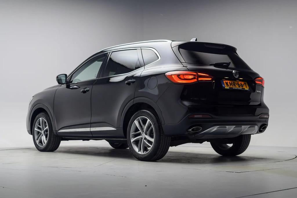MG EHS 1.5 TGDI PHEV Luxury [ Panorama Leder LED ], Auto's, Gebruikt, 4 cilinders, Zwart, Bedrijf
