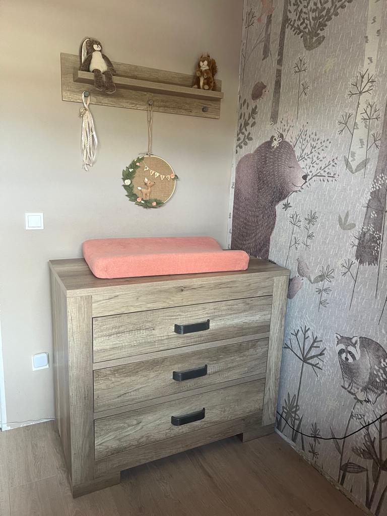 Kidsmill brent oldwood commode, wandplank en bladvergroter, Ophalen, Gebruikt, 50 tot 70 cm, 100 cm of meer