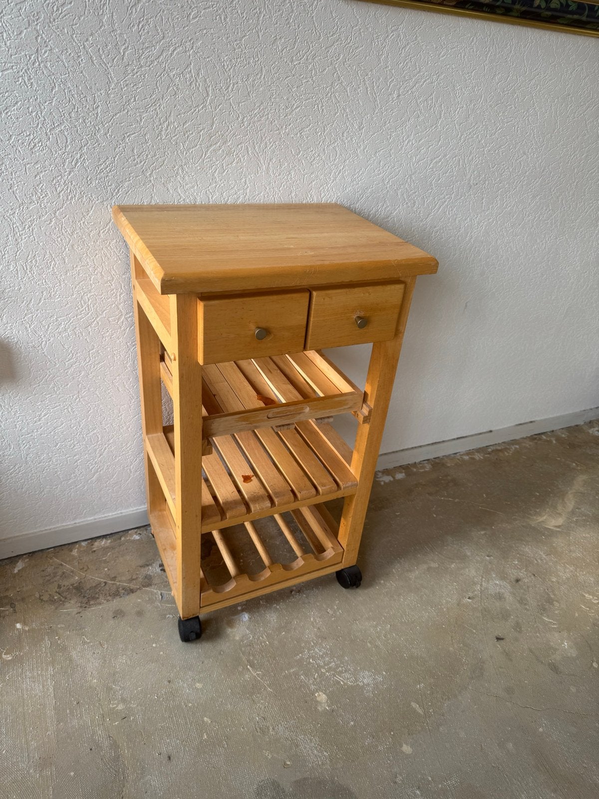 Houten keukentrolley met lades en wijnrek, Minder dan 50 cm, Gebruikt, Ophalen of Verzenden, 75 – 100