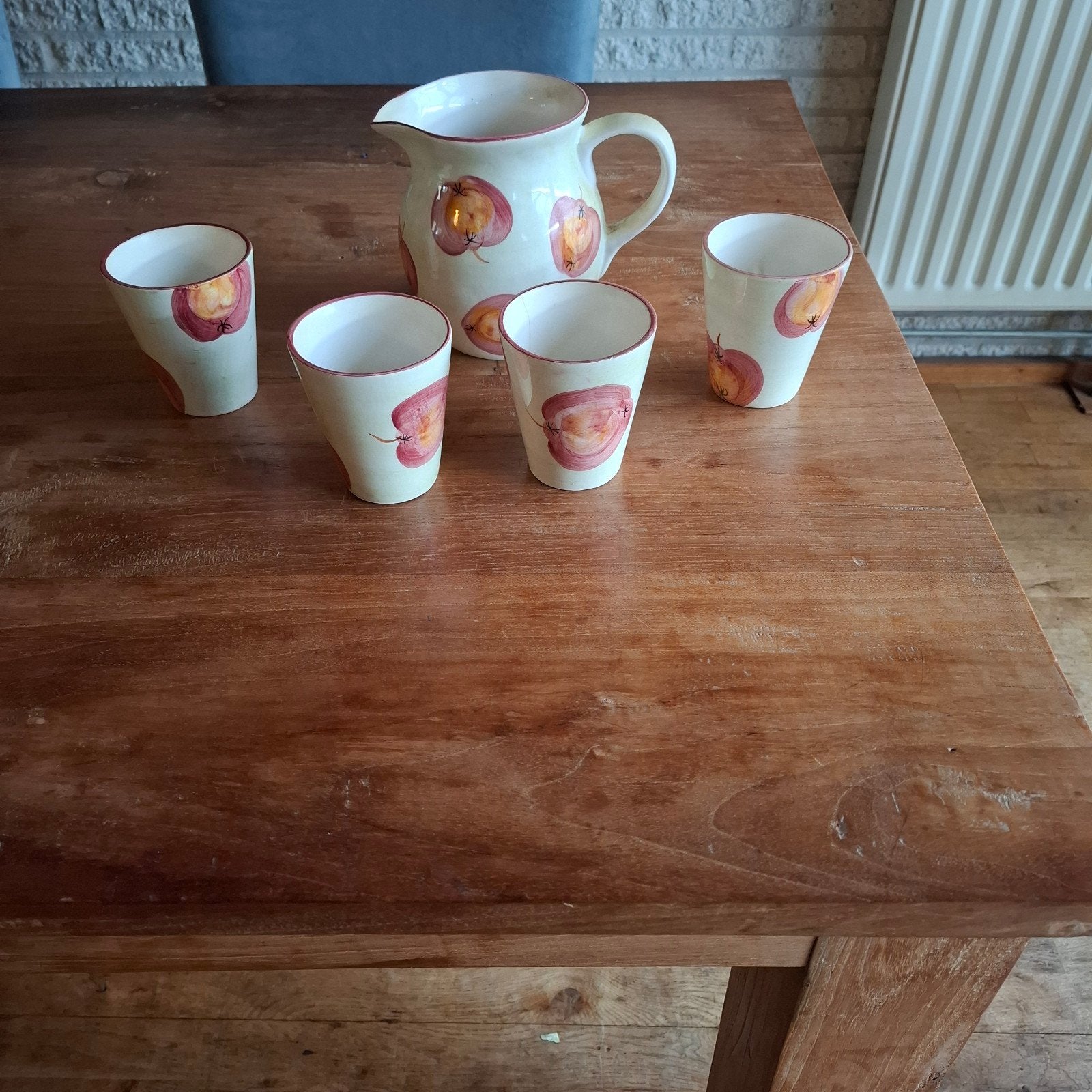 Kannen en bekers met appel design, Huis en Inrichting, Ophalen of Verzenden, Zo goed als nieuw, Overige stijlen, Kop(pen) en/of Schotel(s)