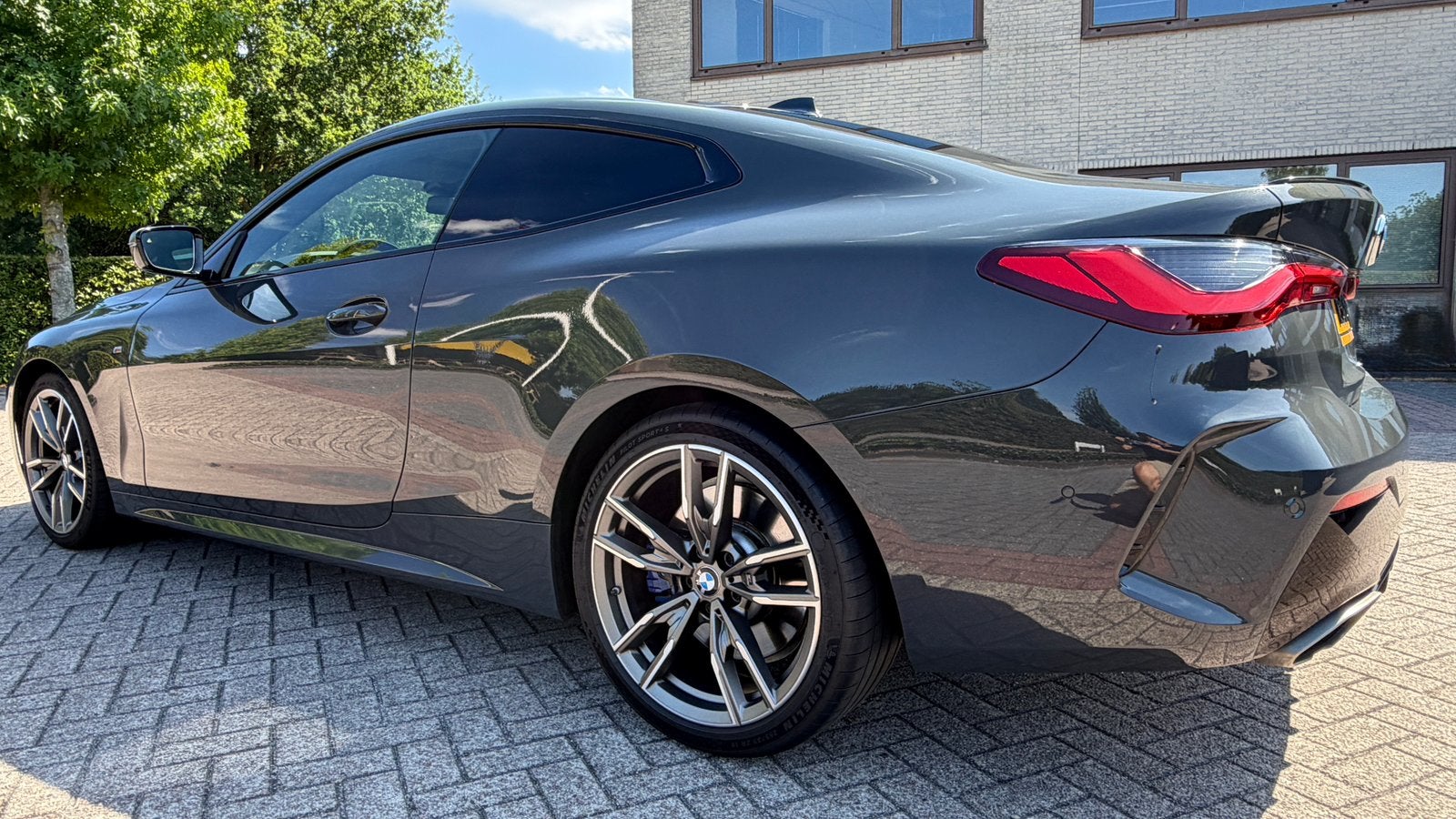 BMW 4-Serie M440i Xdrive met PS garantie tot juli 2027!, Auto's, 1800 kg, 4 stoelen, Leder en Stof, 374 pk