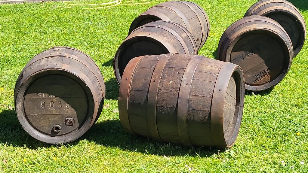 biervaten, biertonnen, mancave, Ophalen, Gebruikt