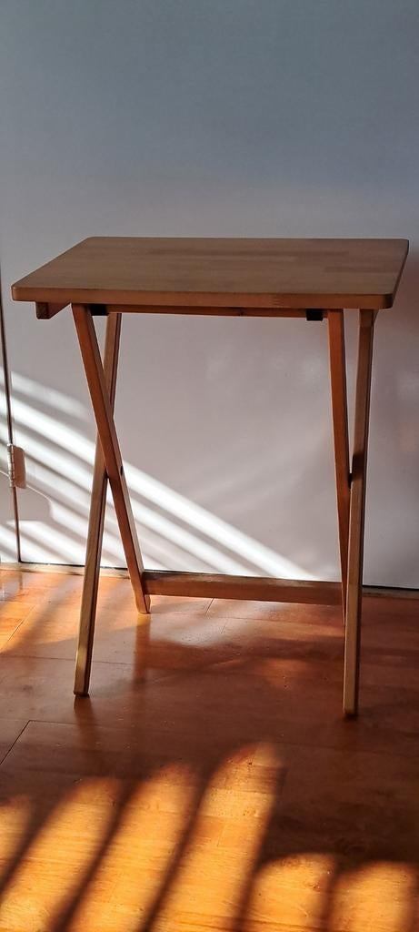 Houten bijzettafel/klaptafel - Handig en compact, Huis en Inrichting, Tafels | Eettafels, Ophalen, Minder dan 50 cm, Gebruikt