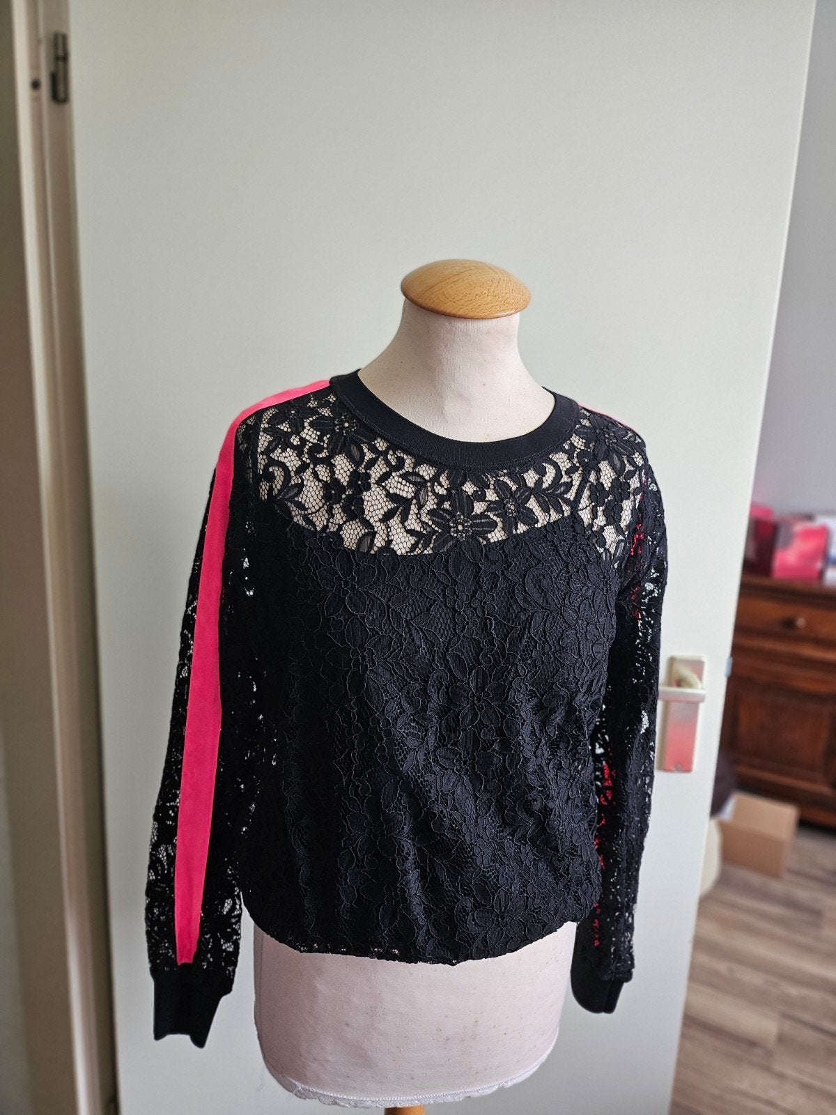 Escada Sport Kanten Blouse, Zwart, Nieuw, Escada, Ophalen of Verzenden