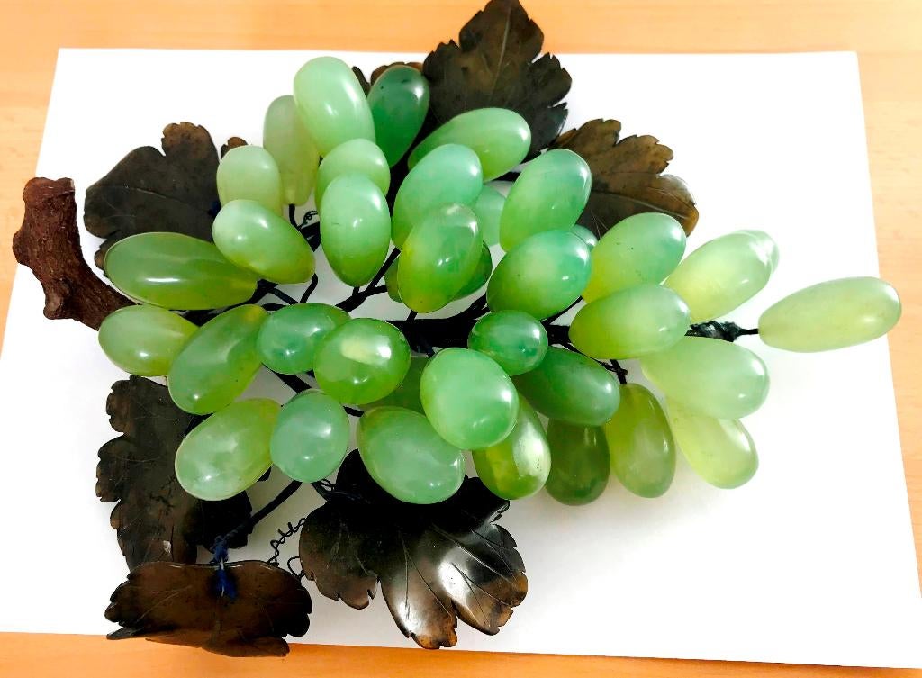 Antieke grote zware prachtige druiventros van Jade 1113 gr!, Ophalen