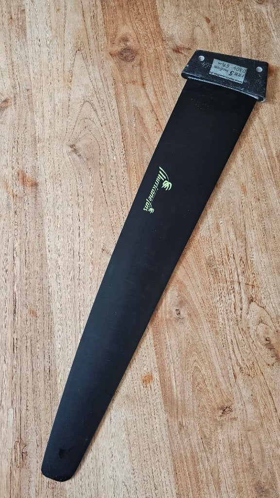 Hurricane vin FRB5 medium 67cm DeepTuttle Box, Watersport en Boten, Ophalen of Verzenden, Gebruikt, Overige merken, Vin