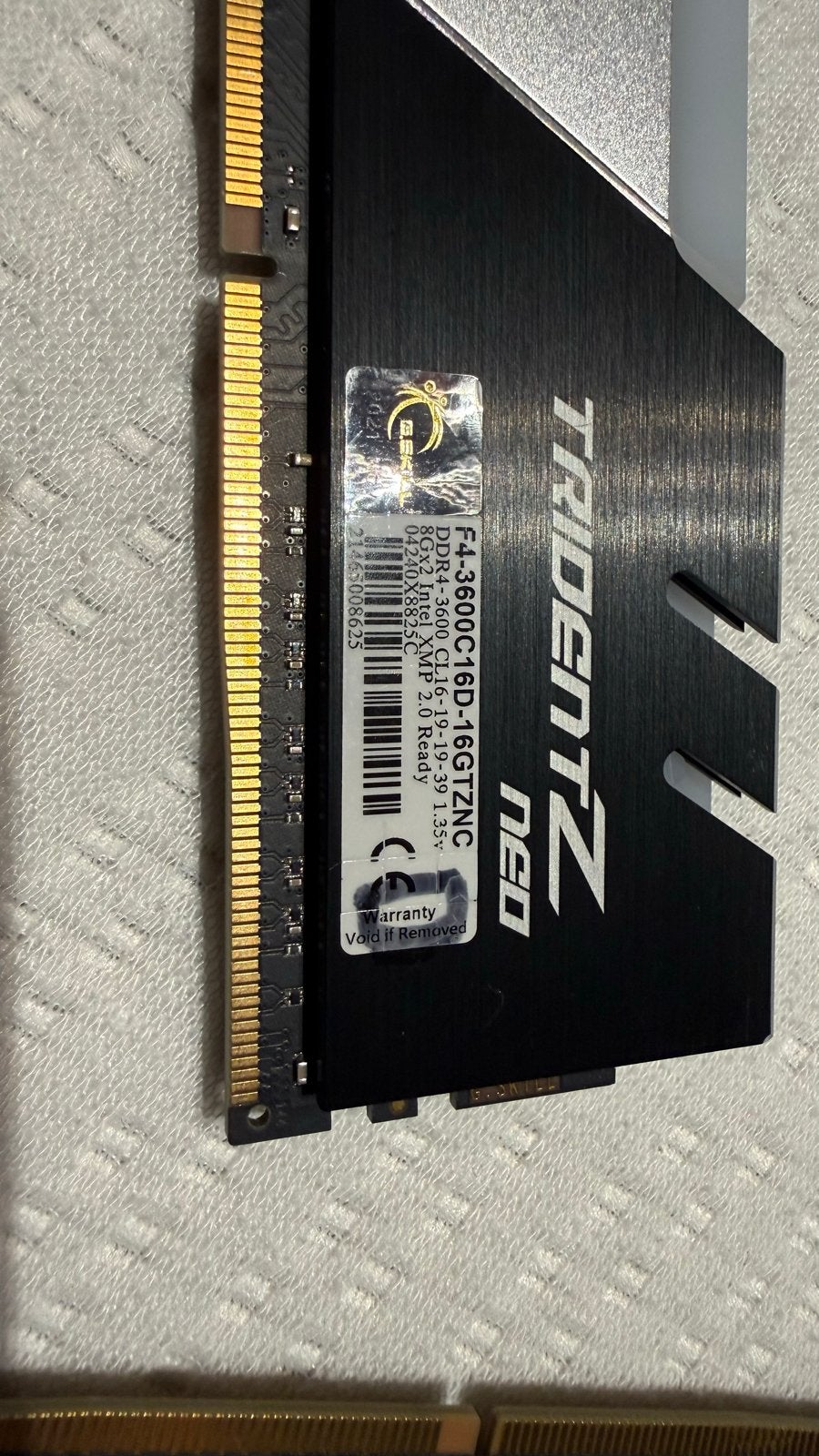 Foto 2 van RAM Geheugensticks te koop (In totaal 4 stuks van 8 Gb)