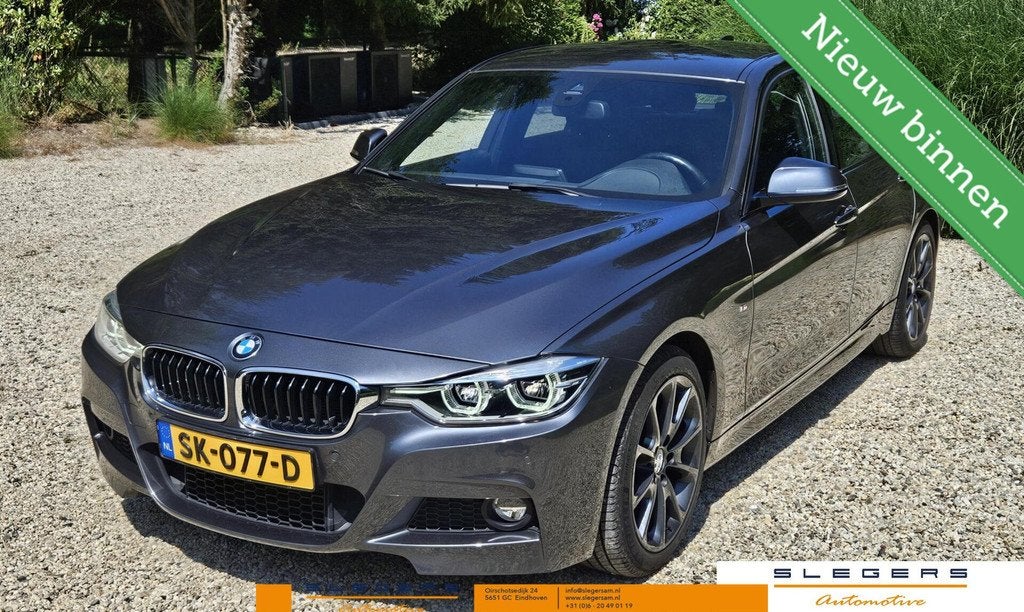 BMW 3-serie 318i Centennial High Executive M Sport black lin, Auto's, BMW, Gebruikt, 3 cilinders, 3-Serie, 695 kg