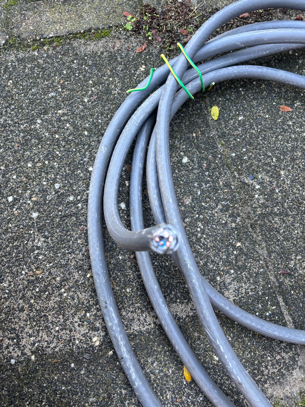 Diverse elektriciteitskabels - Gebruikt, Doe-het-zelf en Verbouw, Ophalen of Verzenden, Gebruikt, Overige merken, Kabel of Snoer