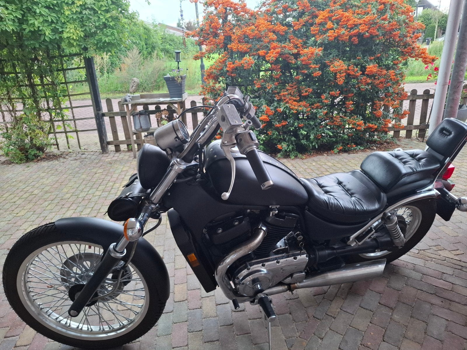 Suzuki Intruder 800 - Mat Zwart -Nieuwe Banden - Goede Staat, Motoren, Motoren | Suzuki, Particulier, Gebruikt, Chopper
