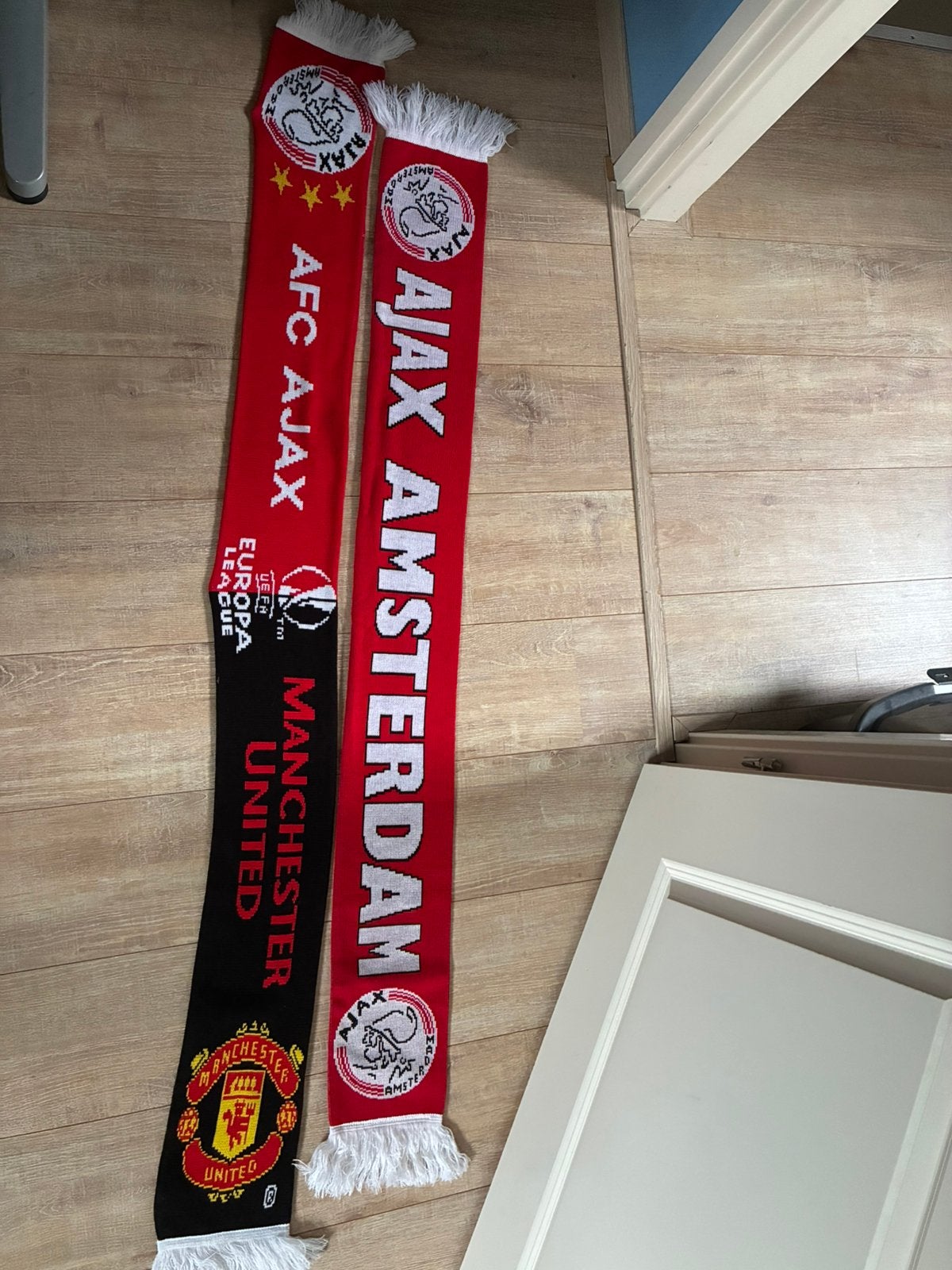 Ajax sjaal manchester united en jonge scharen, Ophalen of Verzenden, Zo goed als nieuw