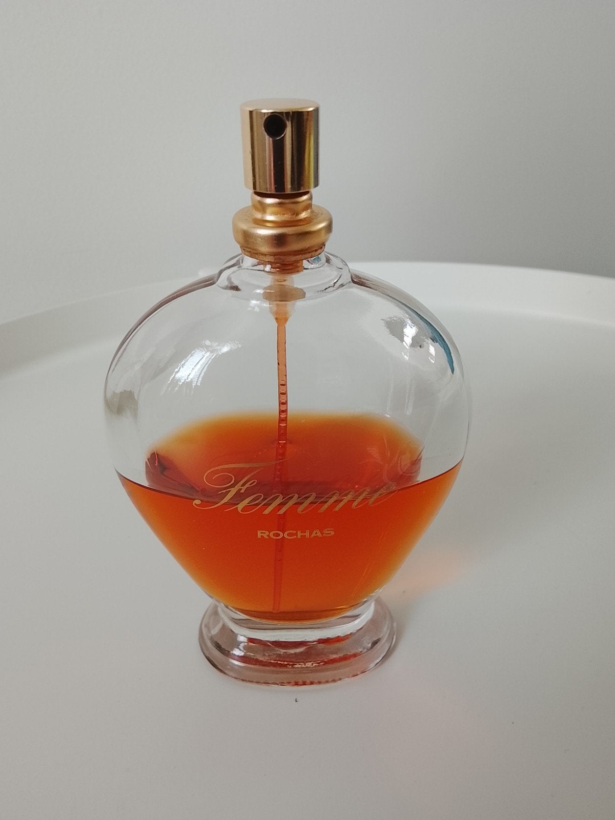 femme Rochas, Ophalen of Verzenden, Zo goed als nieuw, Parfumfles