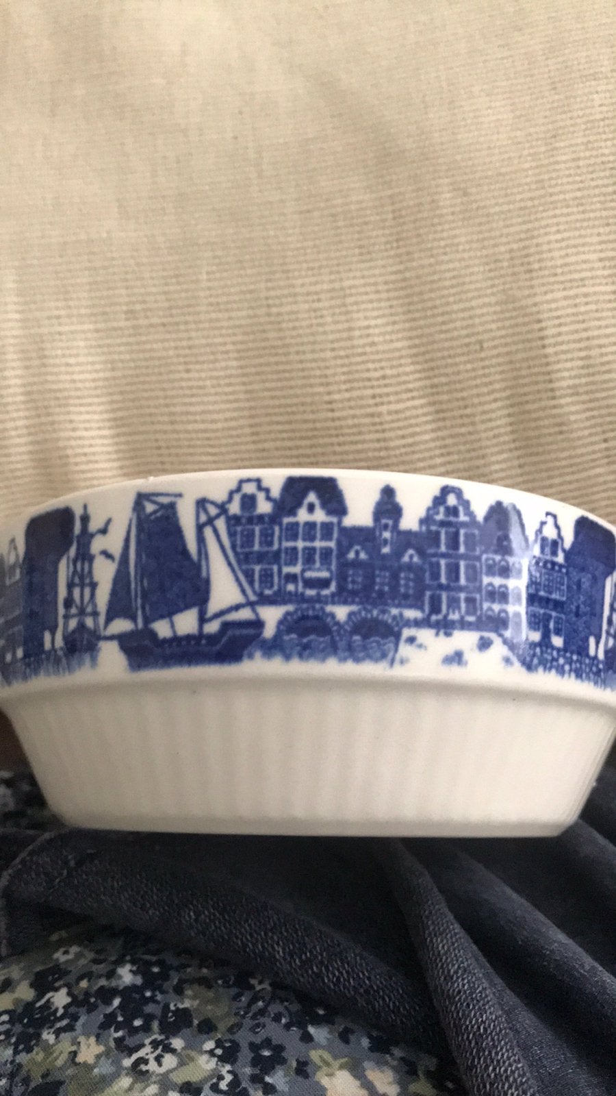 Kom/Schaal met Oud-Hollandse huisjes en bootjes, Antiek en Kunst, Ophalen of Verzenden