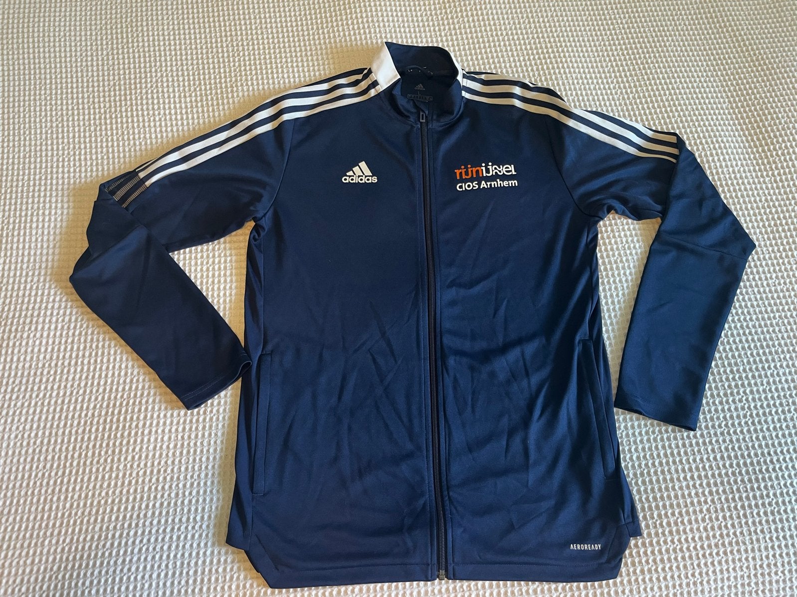 Adidas CIOS Rijn IJssel Trainingsjas Maat L, Kleding | Heren, Sportkleding, Maat 52/54 (L), Blauw, Ophalen of Verzenden, Zo goed als nieuw