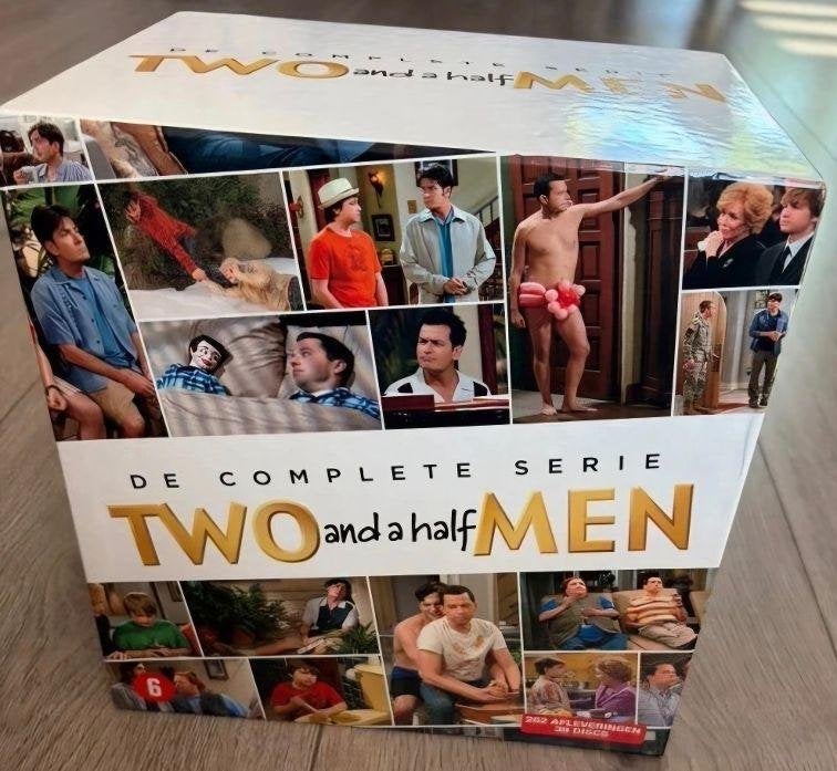 Two and a Half Men - De Complete Serie DVD Boxset, Engels, Nederlands, Ophalen of Verzenden, Zo goed als nieuw