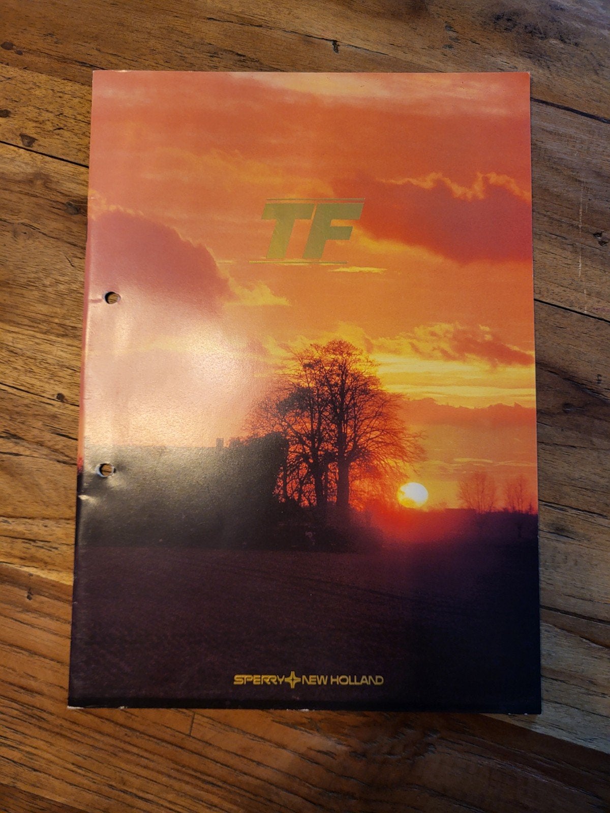 tractor folder Sperry New Holland TF combine, Boeken, Catalogussen en Folders, Ophalen of Verzenden, Zo goed als nieuw