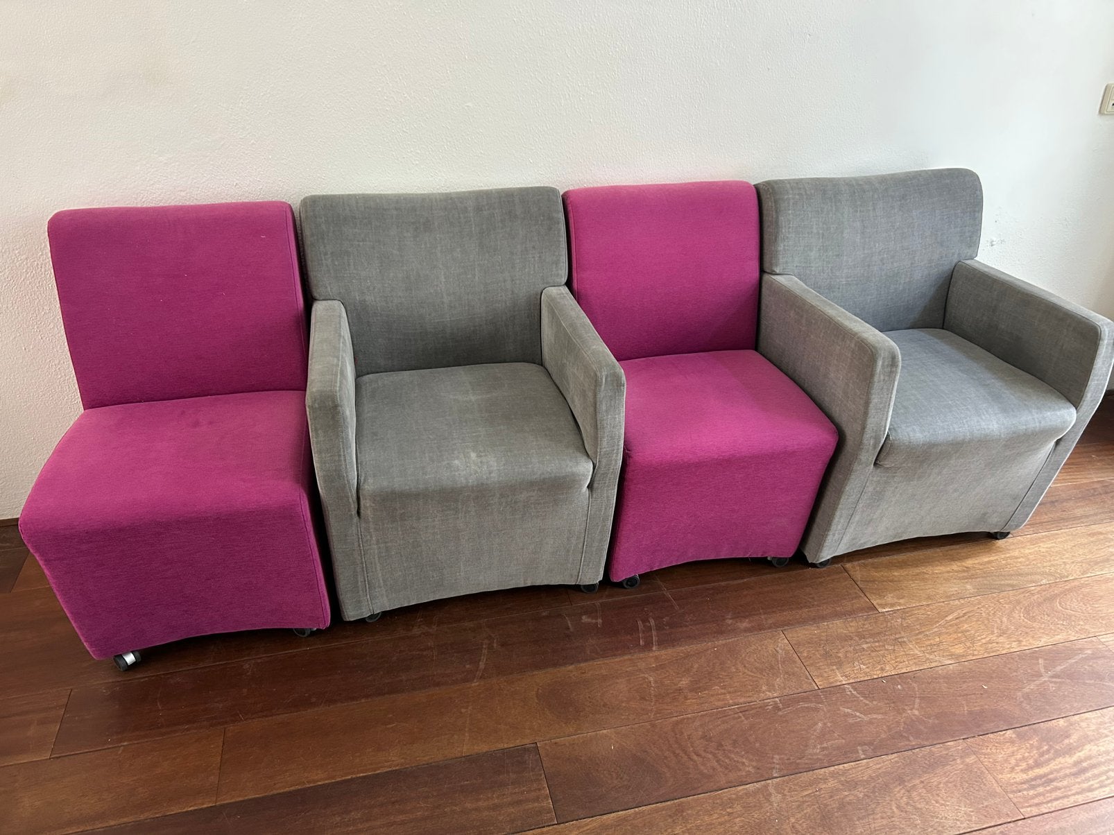 Vier Mooie onbeschadigde Mountain Verrijdbare Stoelen., Ophalen of Verzenden, Zo goed als nieuw, Vier
