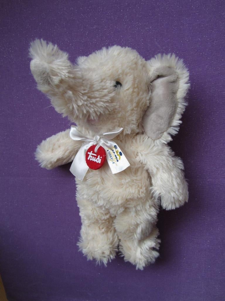 TRUDI Knuffel OLIFANT. 30 CM **Nieuw**, Overige merken, Overige karakters, Nieuw, Ophalen of Verzenden