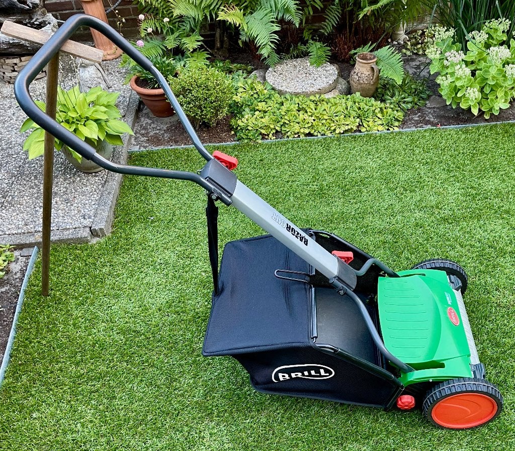 Brill RazorCut Premium 33 handgrasmaaier, uitstekende staat, Tuin en Terras, Grasmaaiers, Ophalen, Gebruikt, Brill, 30 t/m 39 cm