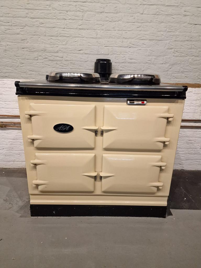 Aga fornuis, Witgoed en Apparatuur, Fornuizen, Ophalen, 60 cm of meer, Zo goed als nieuw, Gas