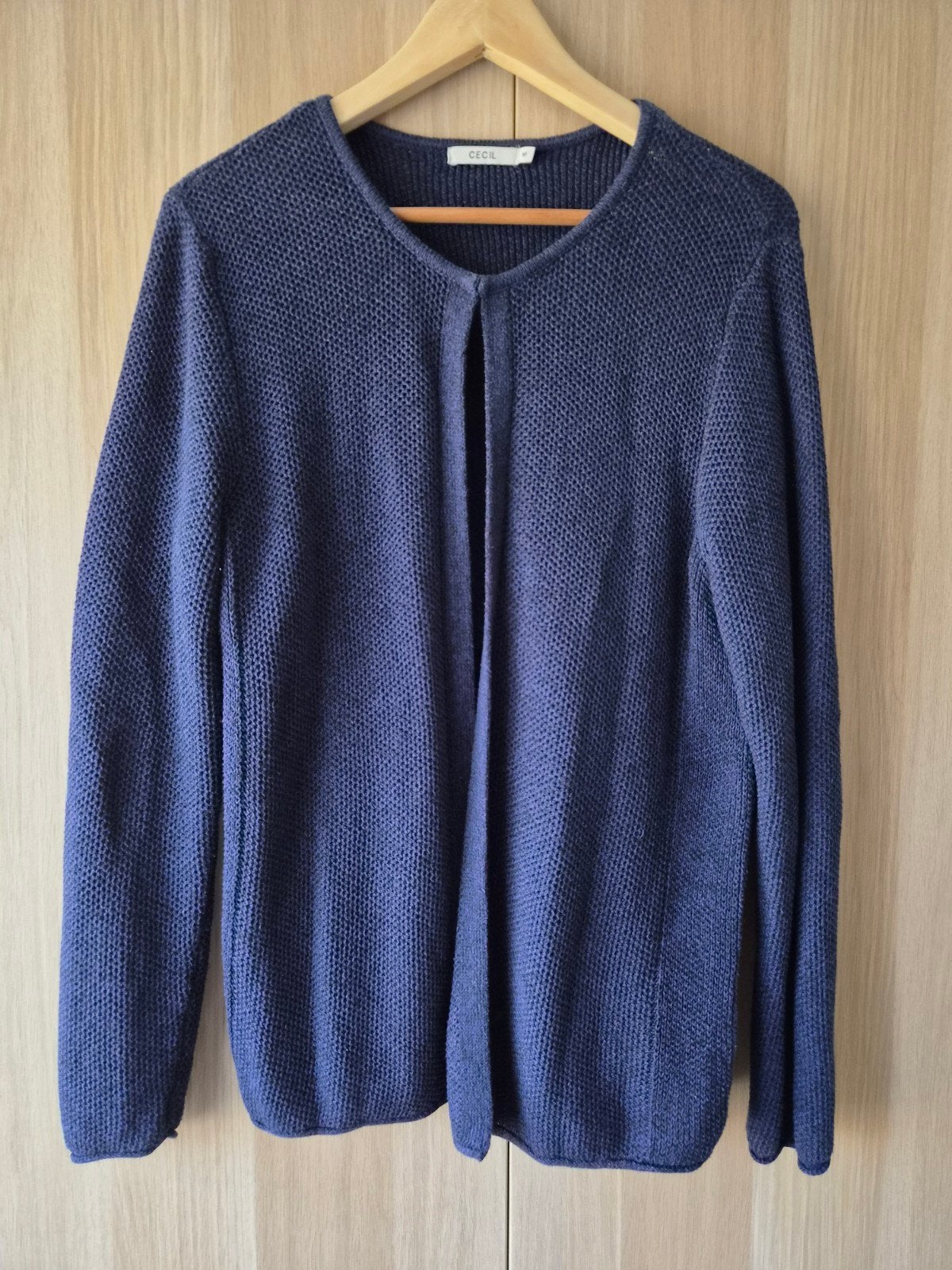 Cecil gebreid vest - Maat M, Blauw, Ophalen, Maat 38/40 (M), Gedragen