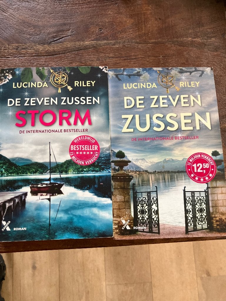 Lucinda Riley de zeven zussen en Storm, Boeken, Ophalen of Verzenden, Zo goed als nieuw, Lucinda Riley, Nederland