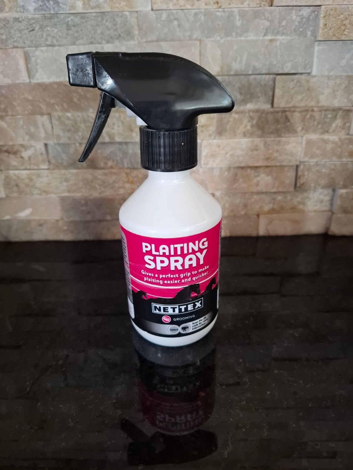 nettex plaiting spray voor knotjes, Ophalen