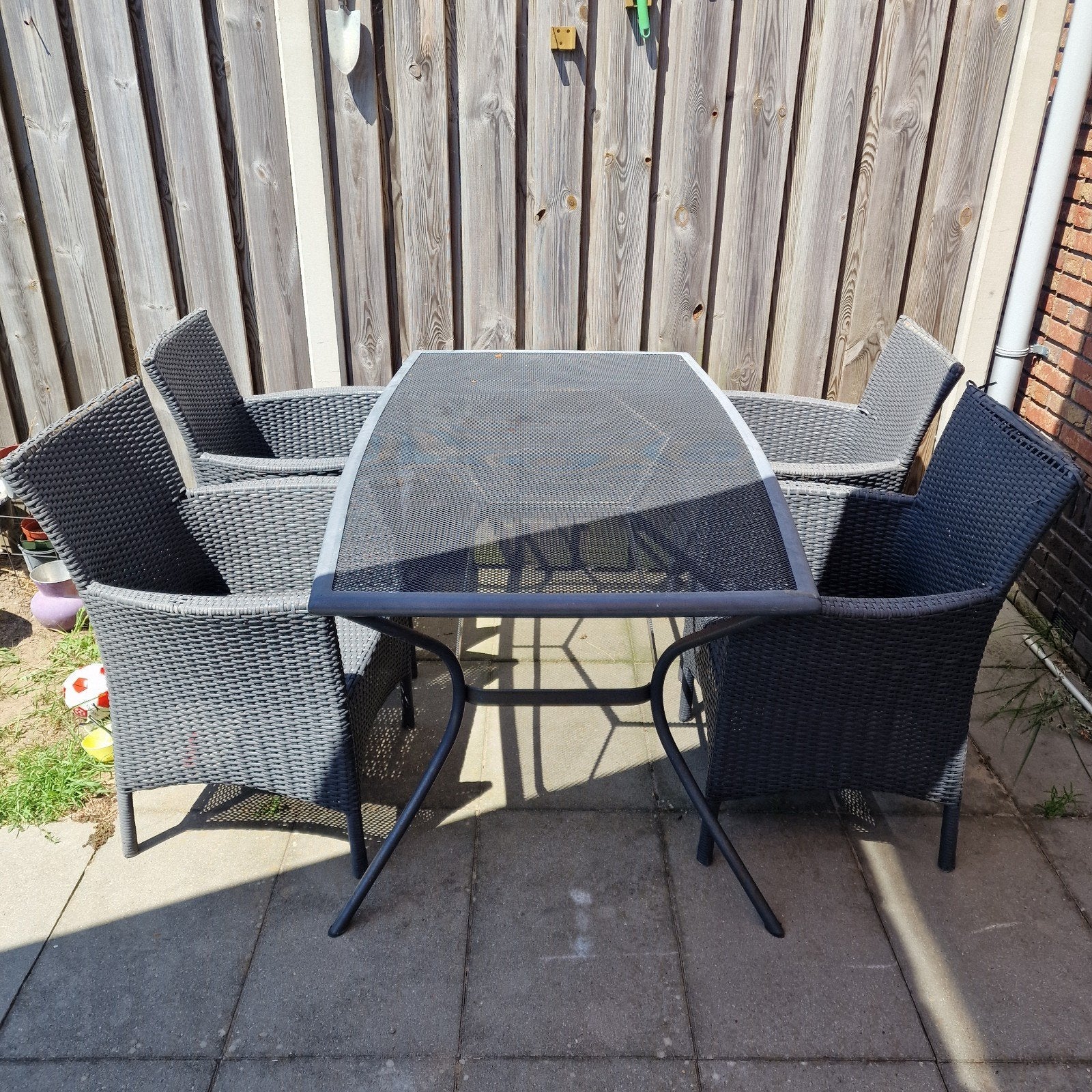 Tuinset met 4 stoelen en tafel, Ophalen, Gebruikt, 6 zitplaatsen, Wicker