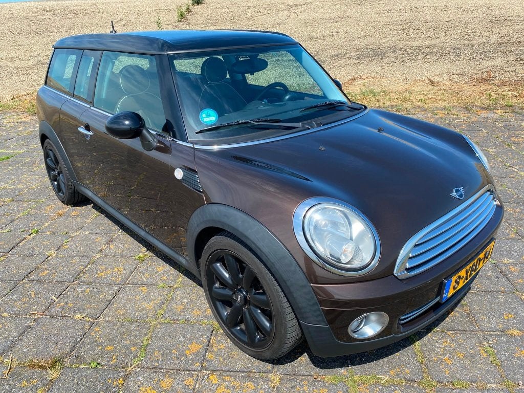 Mini Cooper Clubman 1.6 Aut 149.774 km Nw distr | APK 6-2027, Auto's, 15 km/l, 4 cilinders, Bruin, 4 stoelen
