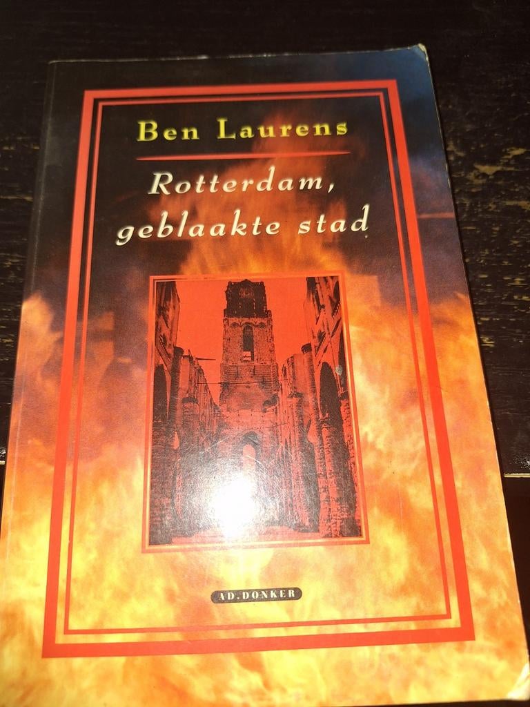 Rotterdam, Boeken, Ophalen of Verzenden, Gelezen