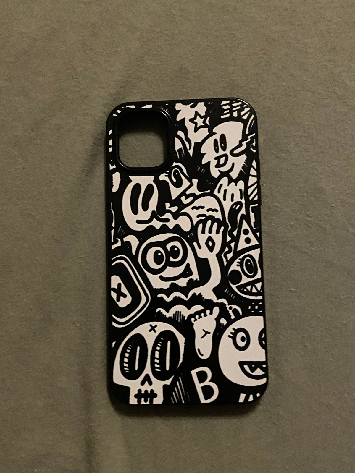 Telefoonhoesje iPhone 11 - Zwart met Witte Doodles, Telecommunicatie, Mobiele telefoons | Hoesjes en Frontjes | Apple iPhone, Kunststof