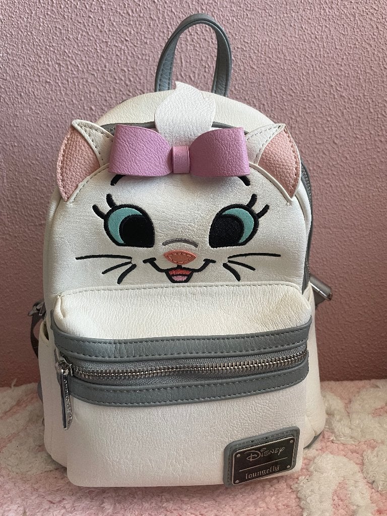 disney loungefly rugtas Marie Aristocats nieuw, Ophalen of Verzenden, Overige figuren, Nieuw, Tas, Koffer of Zak