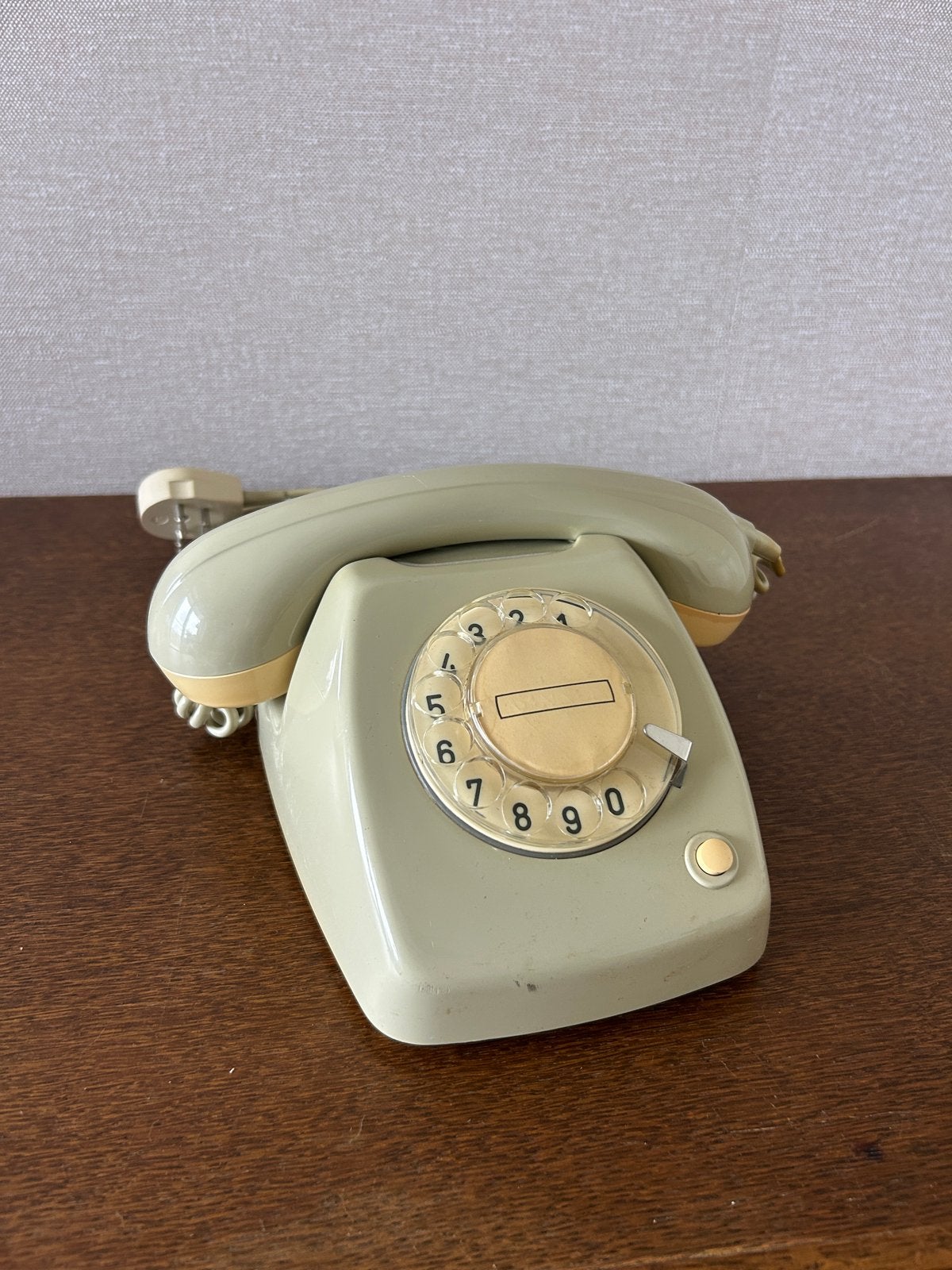 Vintage PTT Telefoon T65 met Draaischijf - Olijfgroen, Ophalen of Verzenden, Gebruikt, Met draaischijf
