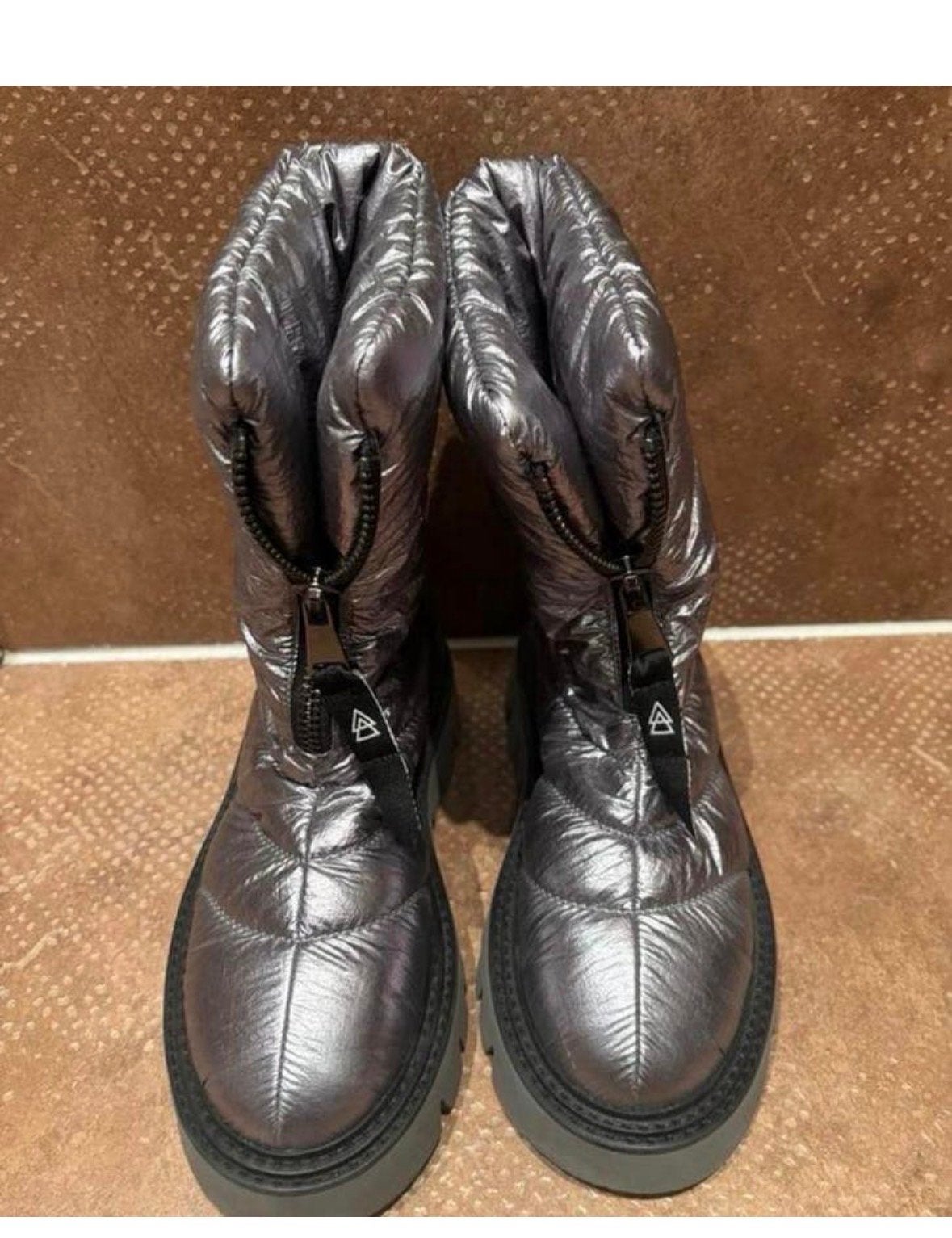 Elena Iachi Snowboots Maat 37 - Zilverkleurig, Ophalen of Verzenden, Zo goed als nieuw, Overige kleuren, Snowboots
