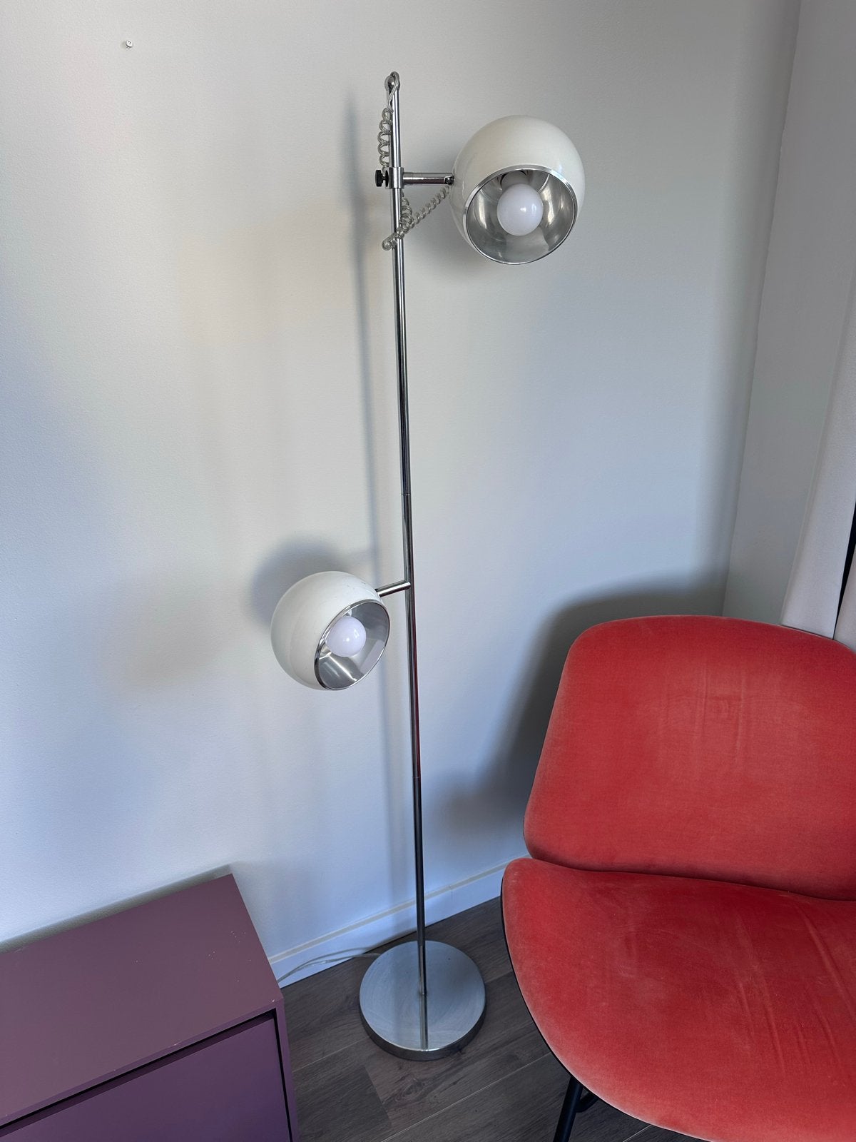 Vintage vloerlamp met twee verstelbare bollen, Huis en Inrichting, Ophalen, Gebruikt, E27 (groot), Metaal
