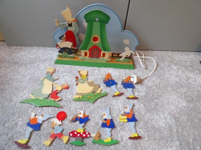 ANTIEK KINDERLAMPJE VAN J. SNELTEN, Ophalen of Verzenden, Gebruikt, Lamp