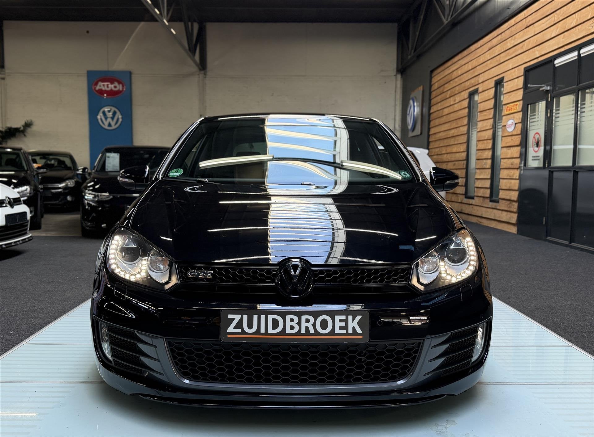 Volkswagen Golf 2.0 TSI GTI Xenon | 90DKM | Maxton | Cruise, Auto's, Gebruikt, 4 cilinders, Zwart, Origineel Nederlands
