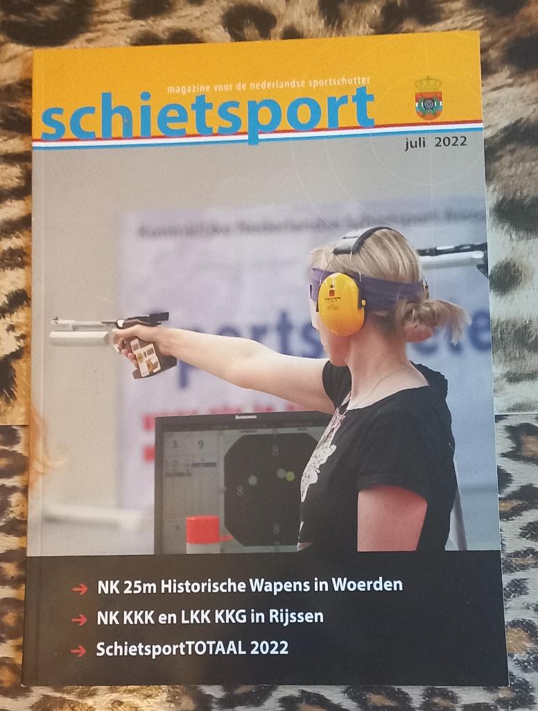 3,5 jaargang Schietsport magazine (KNSA), Boeken, Ophalen of Verzenden, Zo goed als nieuw, Sport en Vrije tijd