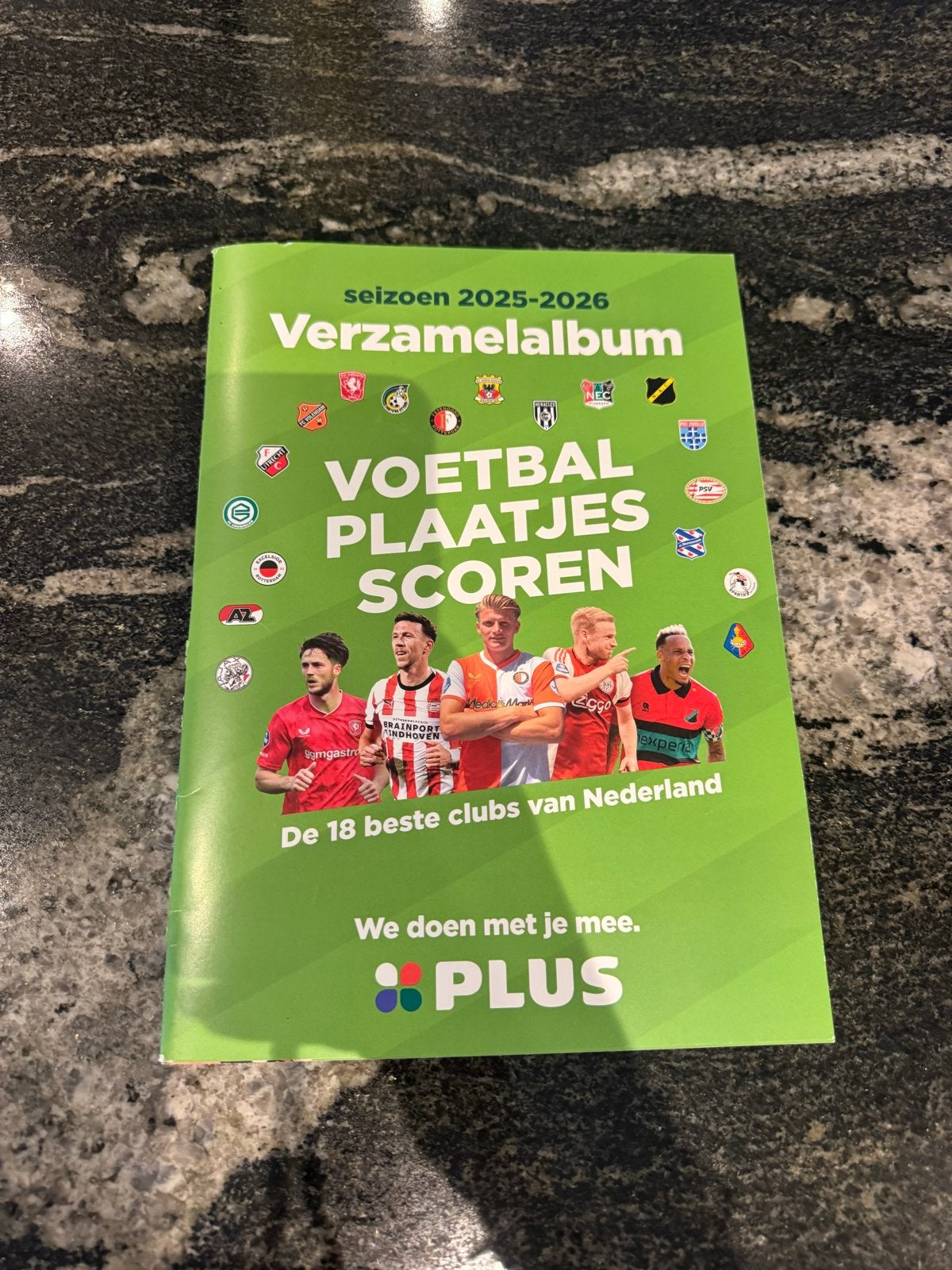 Voetbalplaatjes verzamelalbum seizoen 2025-2026, Ophalen of Verzenden, Nieuw, Overige binnenlandse clubs, Poster, Plaatje of Sticker