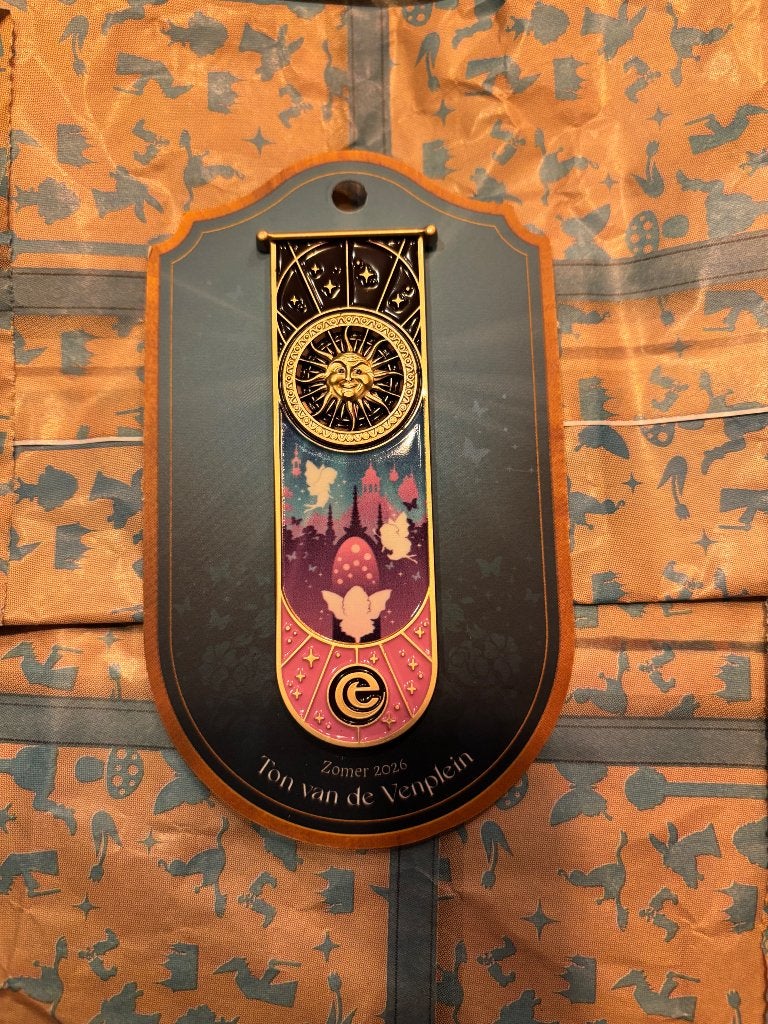 Efteling zomer pin Ton van de Venplein ‘Droomvlucht’, Verzamelen, Verzenden, Nieuw, Button of Speldje