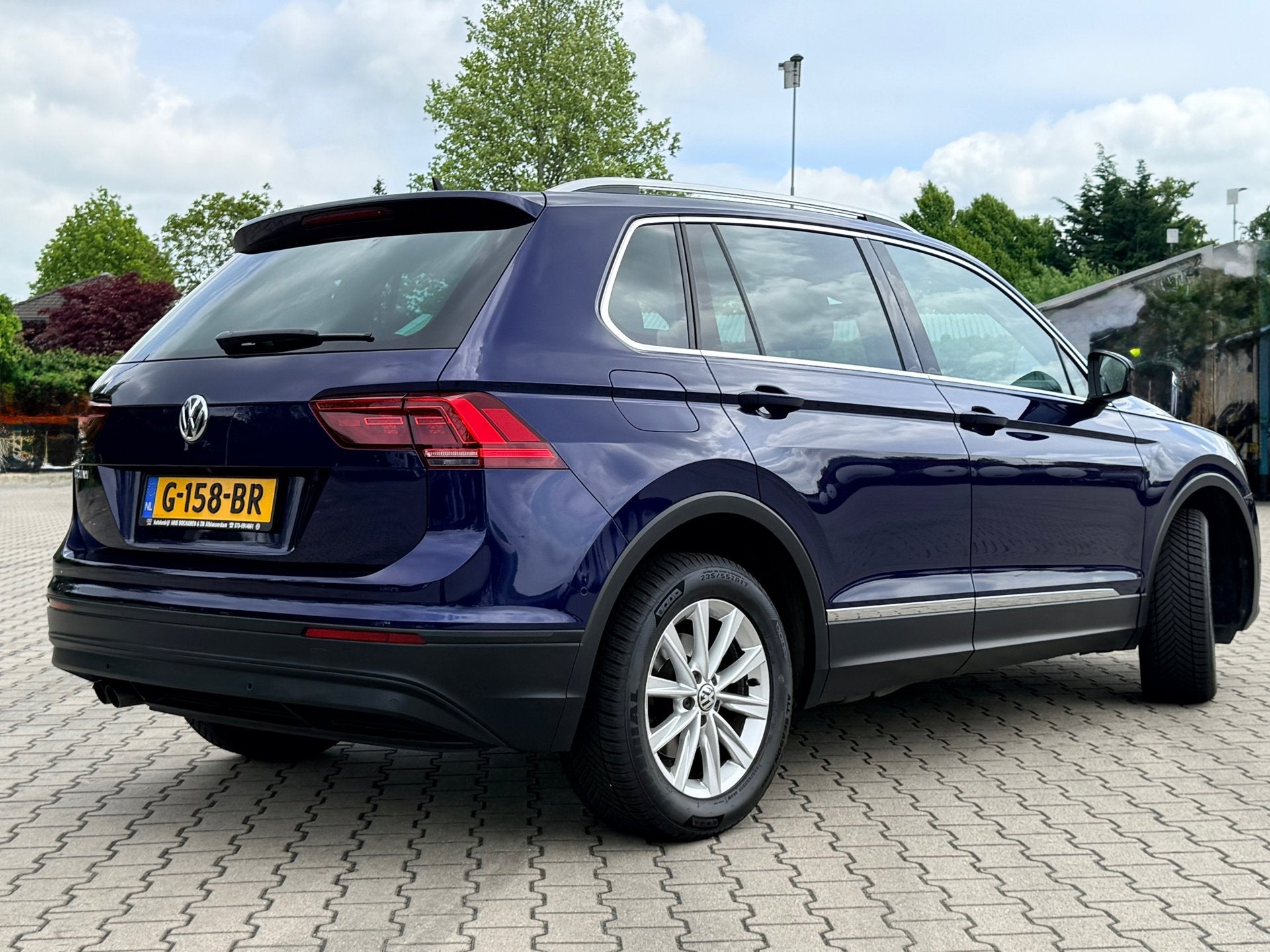 Volkswagen Tiguan 1.5 TSI ACT Comfortline Business Automaat, Stof, 4 cilinders, 150 pk, Blauw