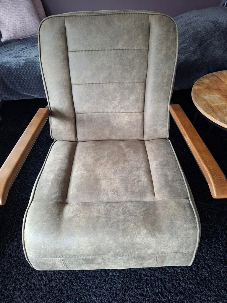 Te koop, in nieuwstaat groene fauteuil., Huis en Inrichting, Fauteuils, Ophalen, Zo goed als nieuw, 75 tot 100 cm, 50 tot 75 cm