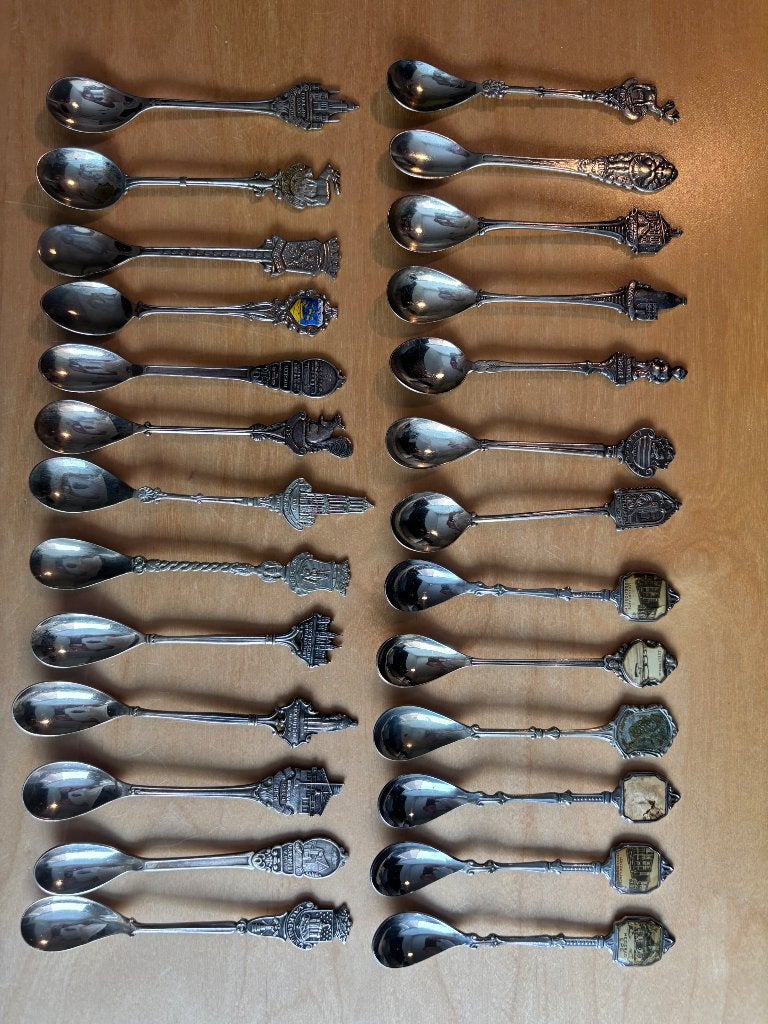 27 vintage theelepeltjes, Ophalen