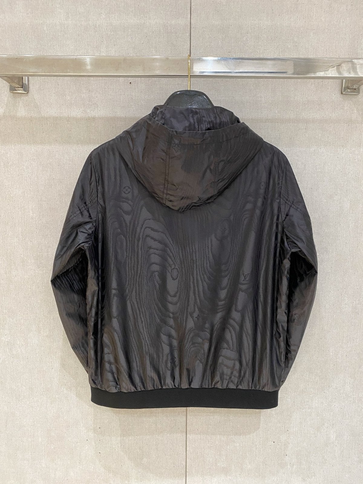 Louis Vuitton vest ‘26, Ophalen of Verzenden, Zo goed als nieuw, Maat 48/50 (M), Zwart