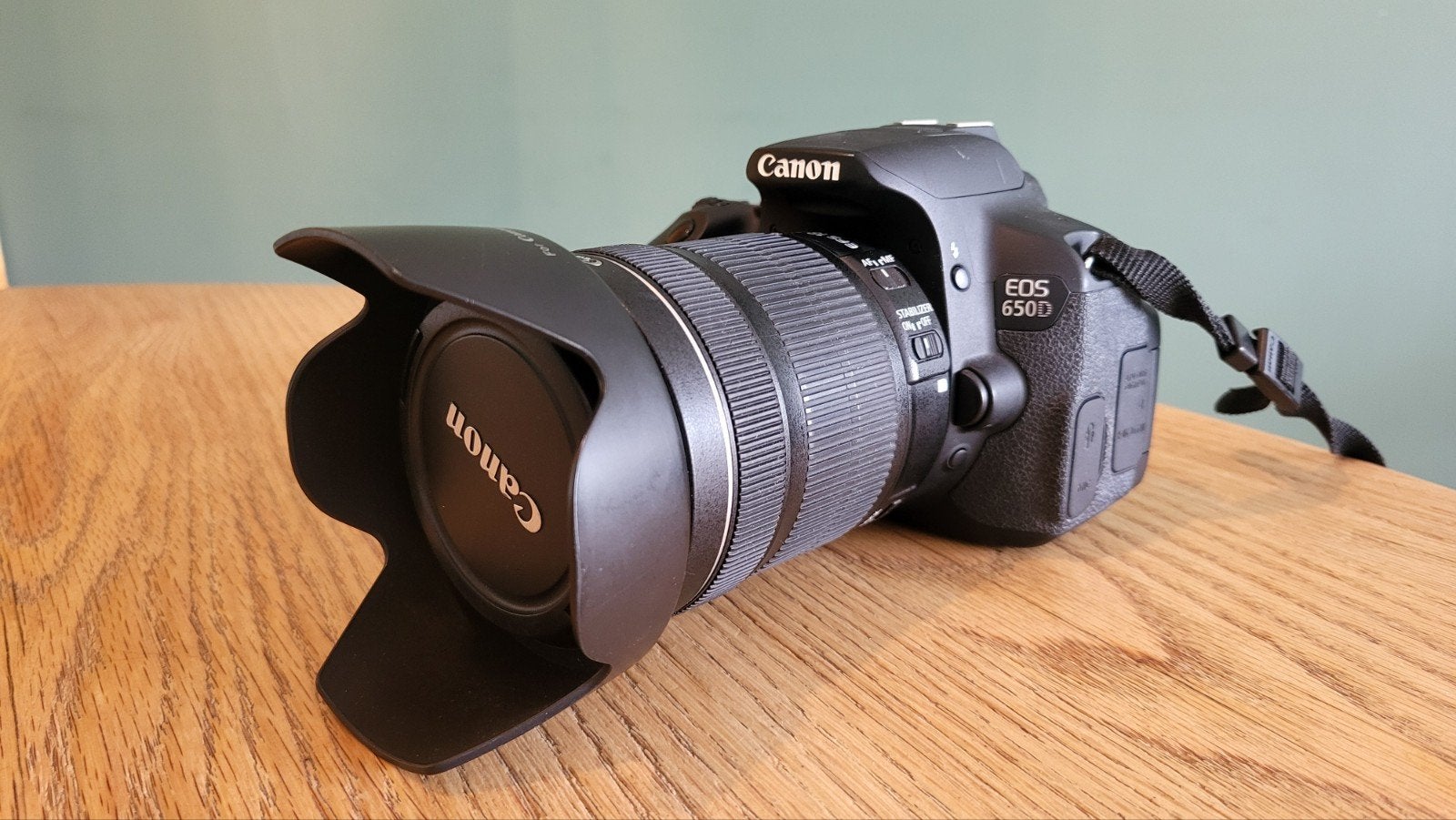 Canon EOS 650D met 18-135mm STM lens en accessoires, Ingebouwde flitser, Spiegelreflex, Canon, Ophalen of Verzenden