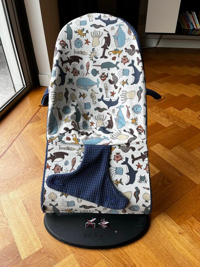 Babybjörn Wipstoel met 2 hoezen, Ophalen, Zo goed als nieuw, Wipstoel, Overige merken