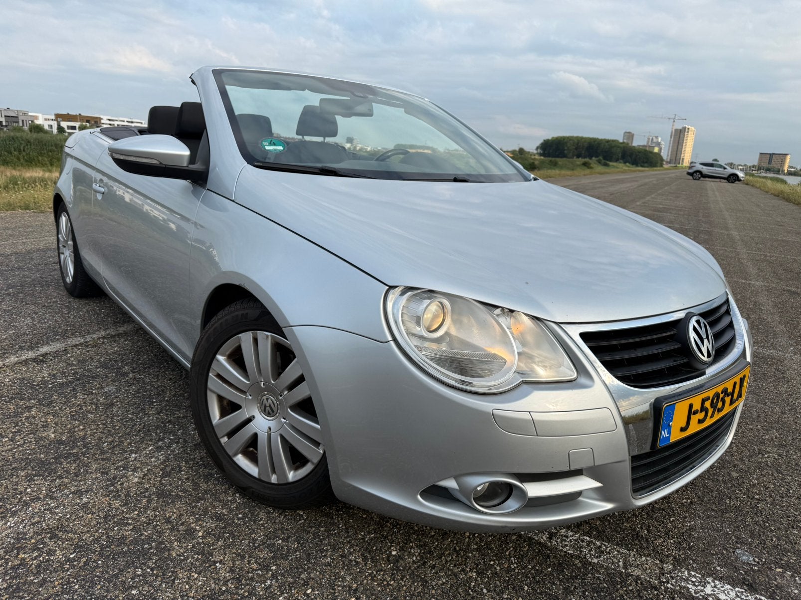 Volkswagen Eos 1.4 TSi/APK Maart 2027/17 INCH/FULL, Auto's, Voorwielaandrijving, 4 cilinders, Cabriolet, 4 stoelen