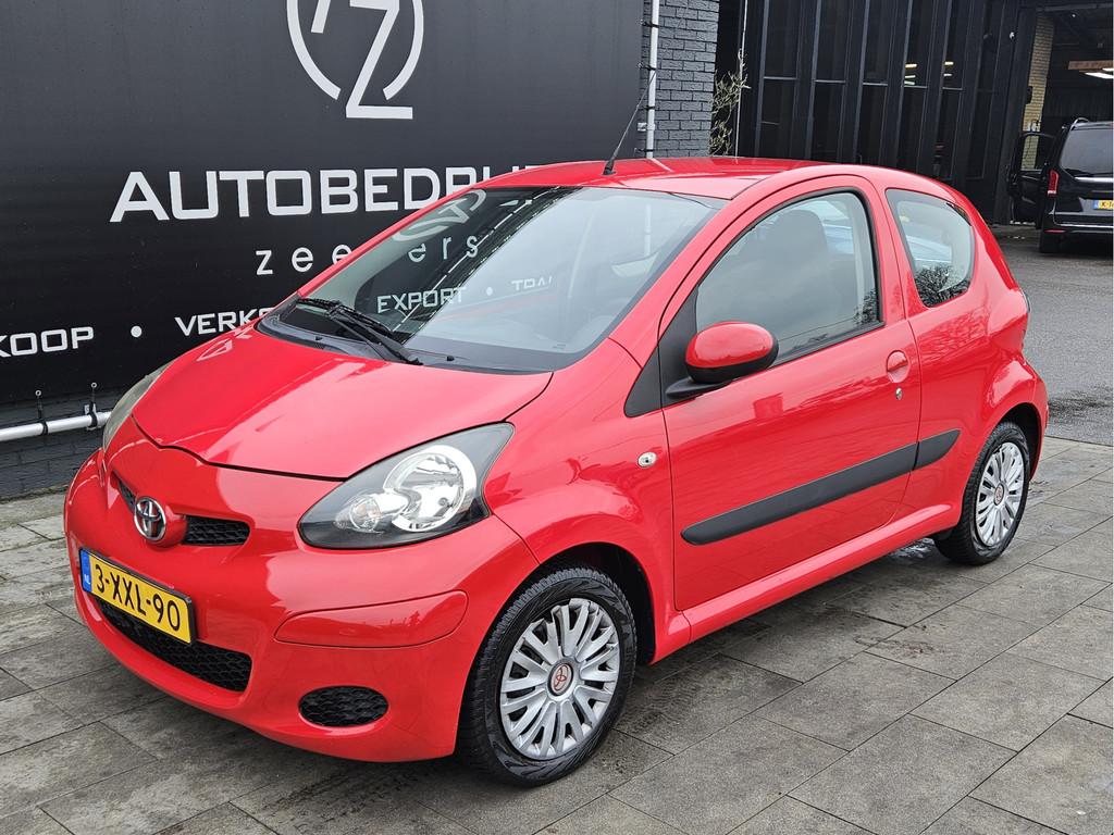 Toyota Aygo 1.0-12V Access *AC* (bj 2009), Voorwielaandrijving, Gebruikt, 4 stoelen, 68 pk